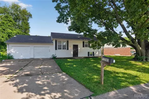 12083 Garden Ln, Saint Louis, MO 63138