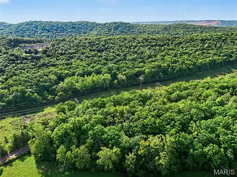 640 Johnson Rd, Festus, MO 63028 photo 3