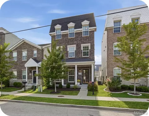 2020 Hereford St, Saint Louis, MO 63110
