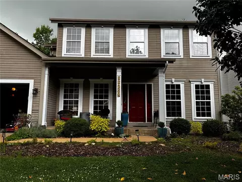 17269 Hilltop Ridge Dr, Eureka, MO 63025