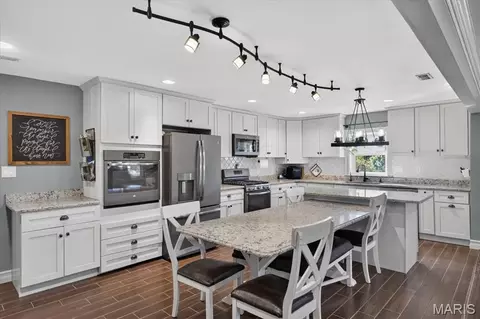 Kitchen - 912 N Main St, O'fallon, MO 63366 photo 2 of 5