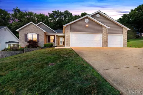 5046 Annette Dr, Imperial, MO 63052
