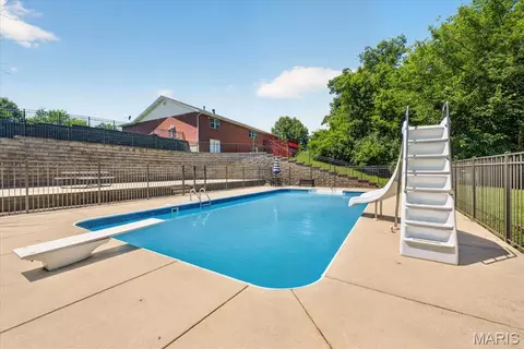 Exterior - 813 E Haven Dr, Waterloo, IL 62298 photo 11 of 13