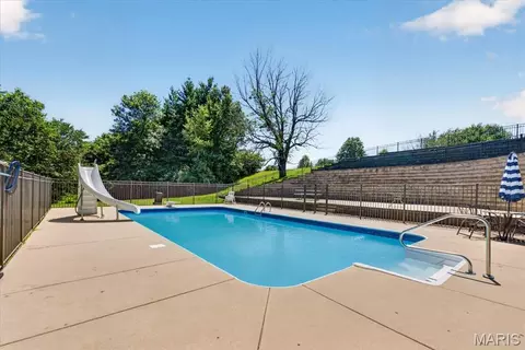 Exterior - 813 E Haven Dr, Waterloo, IL 62298 photo 2 of 13