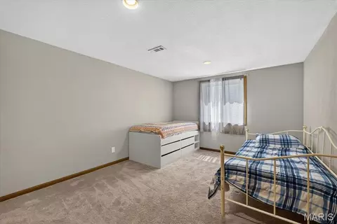 Bedroom - 813 E Haven Dr, Waterloo, IL 62298 photo 7 of 8