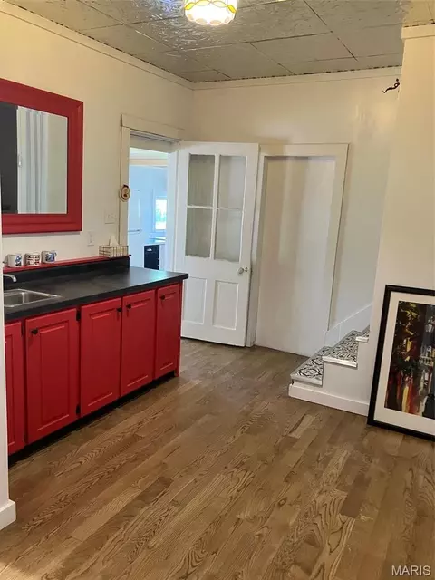 Kitchen - 520 W Washington St, Jackson, MO 63755 photo 4 of 4