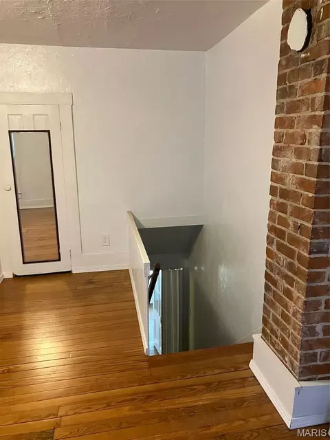 Entry Way - 520 W Washington St, Jackson, MO 63755 photo 7 of 7
