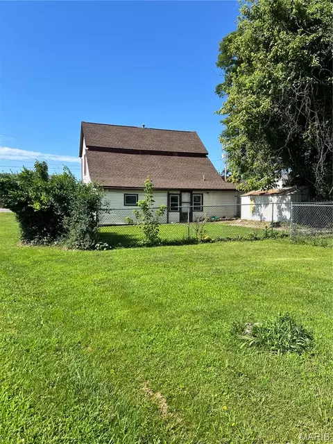Exterior - 520 W Washington St, Jackson, MO 63755 photo 1 of 5