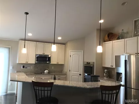 Kitchen - 5301 Trailhead Ct, Eureka, MO 63025 photo 1 of 1