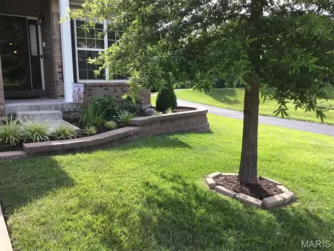 Exterior - 5301 Trailhead Ct, Eureka, MO 63025 photo 3 of 8