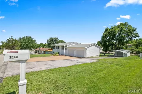 Exterior - 3043 Adayah Ln, Arnold, MO 63010 photo 3 of 9