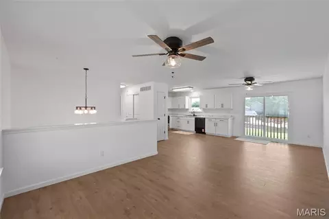 Living - 3043 Adayah Ln, Arnold, MO 63010 photo 1 of 2