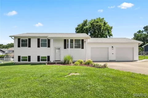 3043 Adayah Ln, Arnold, MO 63010