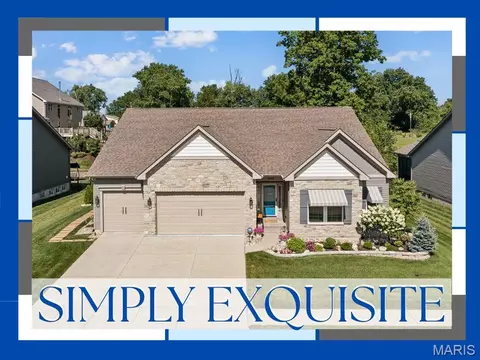 5331 Wilson Ct, Oakville, MO 63129