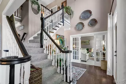 Entry Way - 414 Bluff Meadow Ct, Ellisville, MO 63021 photo 2 of 4