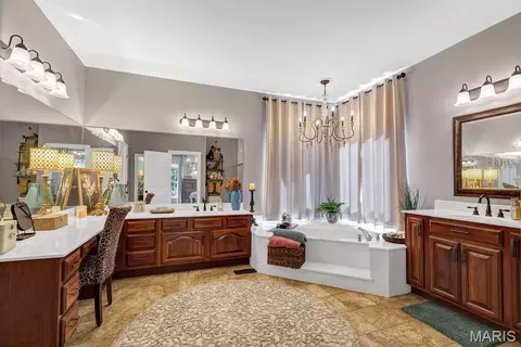 Bath - 414 Bluff Meadow Ct, Ellisville, MO 63021 photo 1 of 6