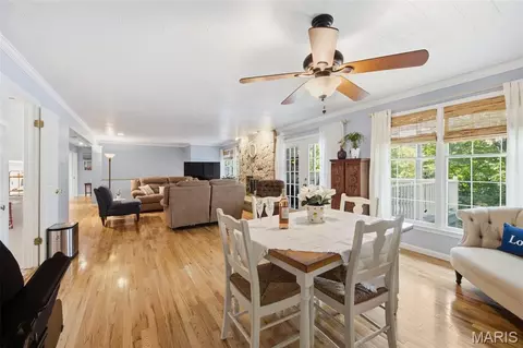Dining - 21 Trails End, Eureka, MO 63025 photo 2 of 2