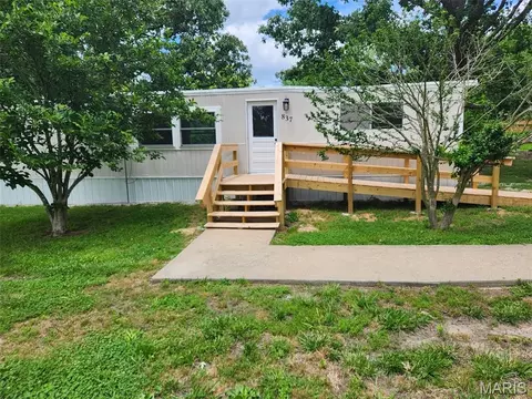 837 Dwight St, Lebanon, MO 65536