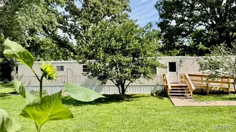 837 Dwight St, Lebanon, MO 65536