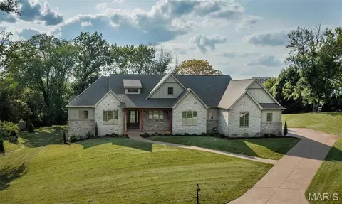 1 Tbb Nottingham Ii Manor Hl, Town And Country, MO 63131