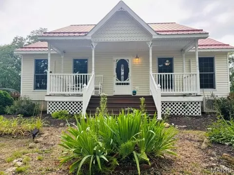 216 W Hickory Ridge Rd, Steelville, MO 65565