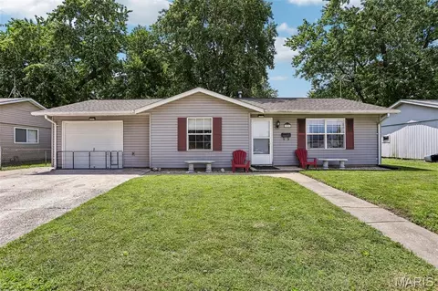 2556 Northbridge Ct, Granite City, IL 62040