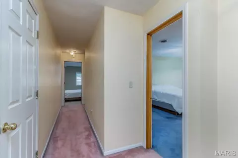 Entry Way - 210 Vicki Lynn Ln, Saint Robert, MO 65584 photo 1 of 1