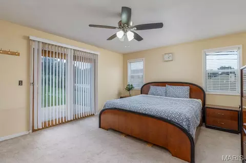Bedroom - 210 Vicki Lynn Ln, Saint Robert, MO 65584 photo 10 of 11