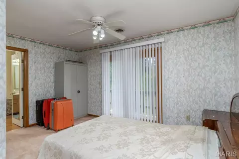 Bedroom - 210 Vicki Lynn Ln, Saint Robert, MO 65584 photo 5 of 11
