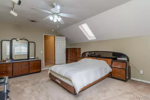 Bedroom - 210 Vicki Lynn Ln, Saint Robert, MO 65584 photo 8 of 11