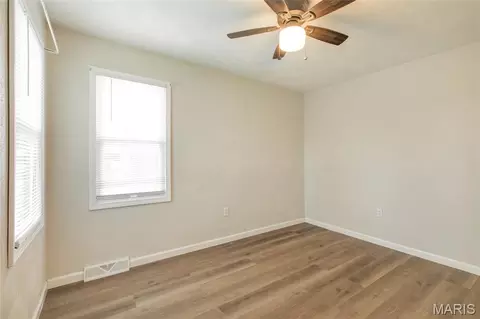 Bedroom - 403 Shellview St, Bethalto, IL 62010 photo 3 of 7