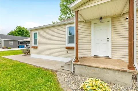 Exterior - 403 Shellview St, Bethalto, IL 62010 photo 9 of 9