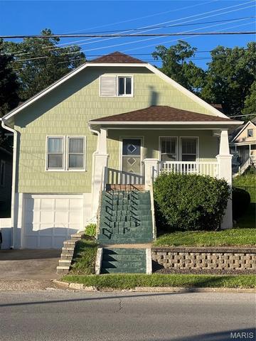 2706 Saint Marys Ave, Hannibal, MO 63401
