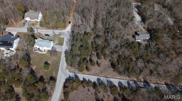 1 Redwood Dr, Hillsboro, MO 63050