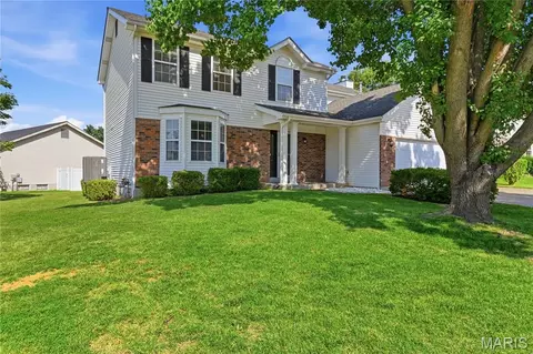39 Green Pines Cir, St. Peters, MO 63376