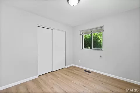 Bedroom - 404 Spring Meadows Dr, Manchester, MO 63011 photo 7 of 10