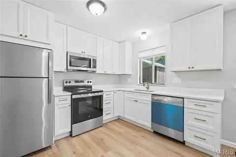 Kitchen - 404 Spring Meadows Dr, Manchester, MO 63011 photo 1 of 2