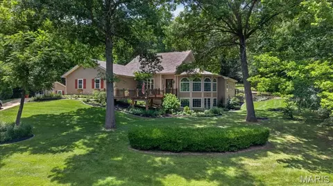 5 Hickory Valley Ct, O'fallon, MO 63366