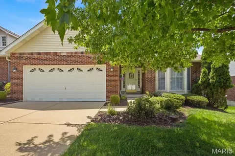 5532 Heather Bluff Ct, Mehlville, MO 63128