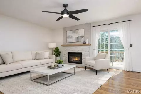 Living - 640 Painted Vista Dr, Ballwin, MO 63021 photo 1 of 3