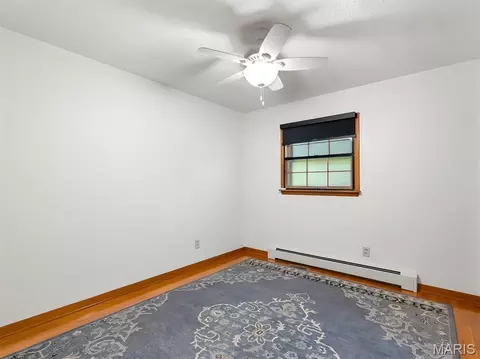 Bedroom - 118 Dawn Dr, Washington, MO 63090 photo 3 of 6