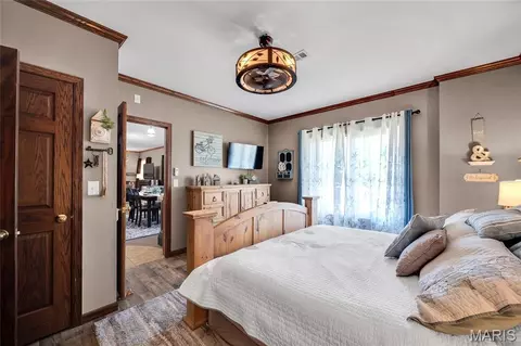 Bedroom - 1315 Highway E, Hermann, MO 65041 photo 6 of 9