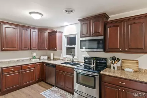 Kitchen - 77 Hannah St, Sullivan, MO 63080 photo 1 of 1