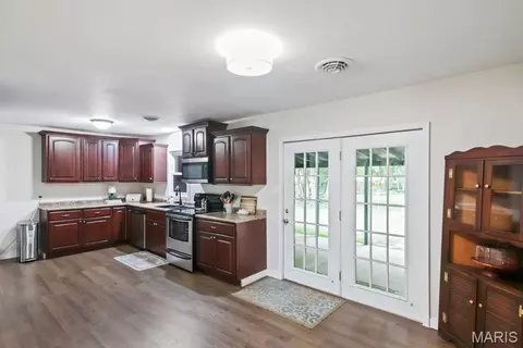 Entry Way - 77 Hannah St, Sullivan, MO 63080 photo 1 of 4