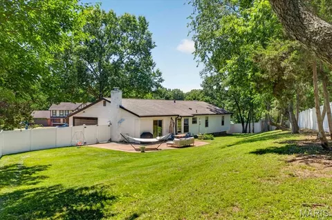 Exterior - 320 Quails Hill Ct, Ellisville, MO 63011 photo 7 of 8