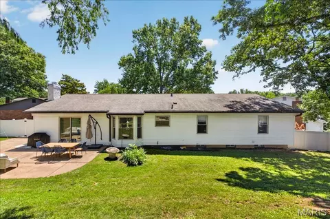 Exterior - 320 Quails Hill Ct, Ellisville, MO 63011 photo 5 of 8