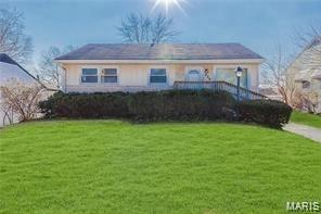 428 Macdougall Dr, Saint Louis, MO 63137