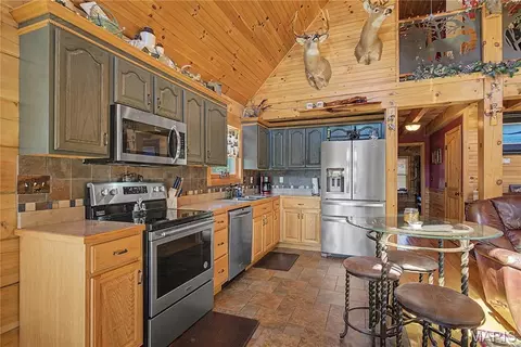 Kitchen - 10450 Ok Rd, Bonne Terre, MO 63628 photo 1 of 5