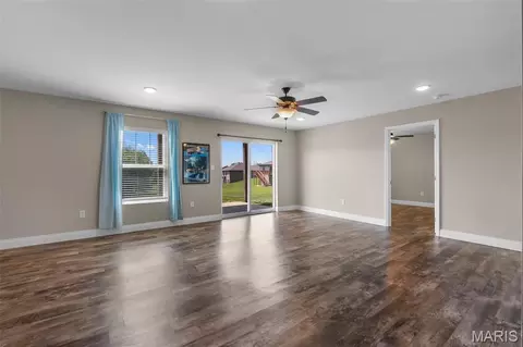 Living - 179 Fraser Rdg, Jackson, MO 63755 photo 3 of 3
