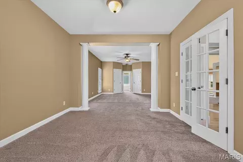 Entry Way - 766 Southbrook Forest Ct, Saint Charles, MO 63304 photo 3 of 6